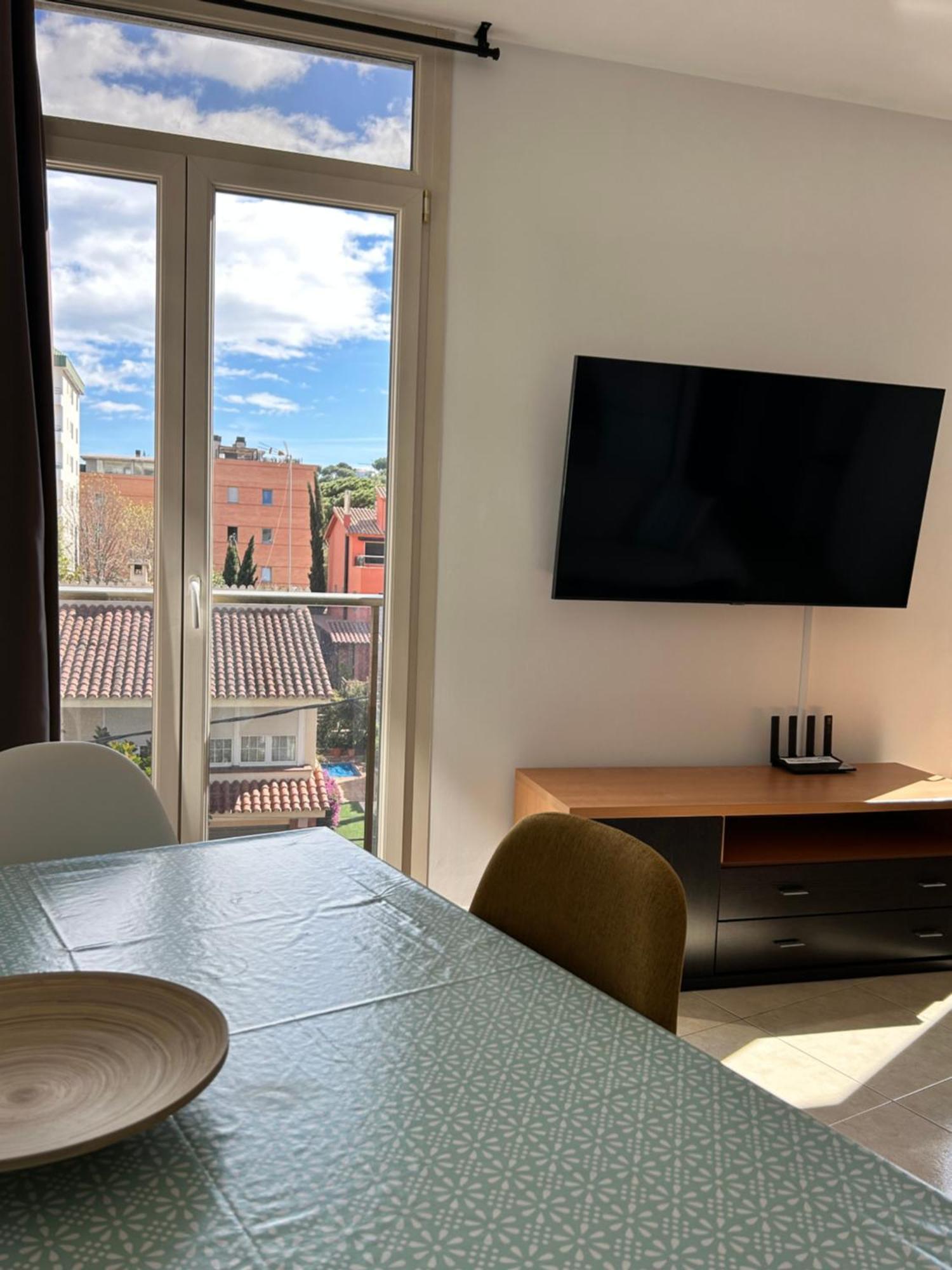 Apartaments Superiors Mtb Only Couples Lloret de Mar Ngoại thất bức ảnh