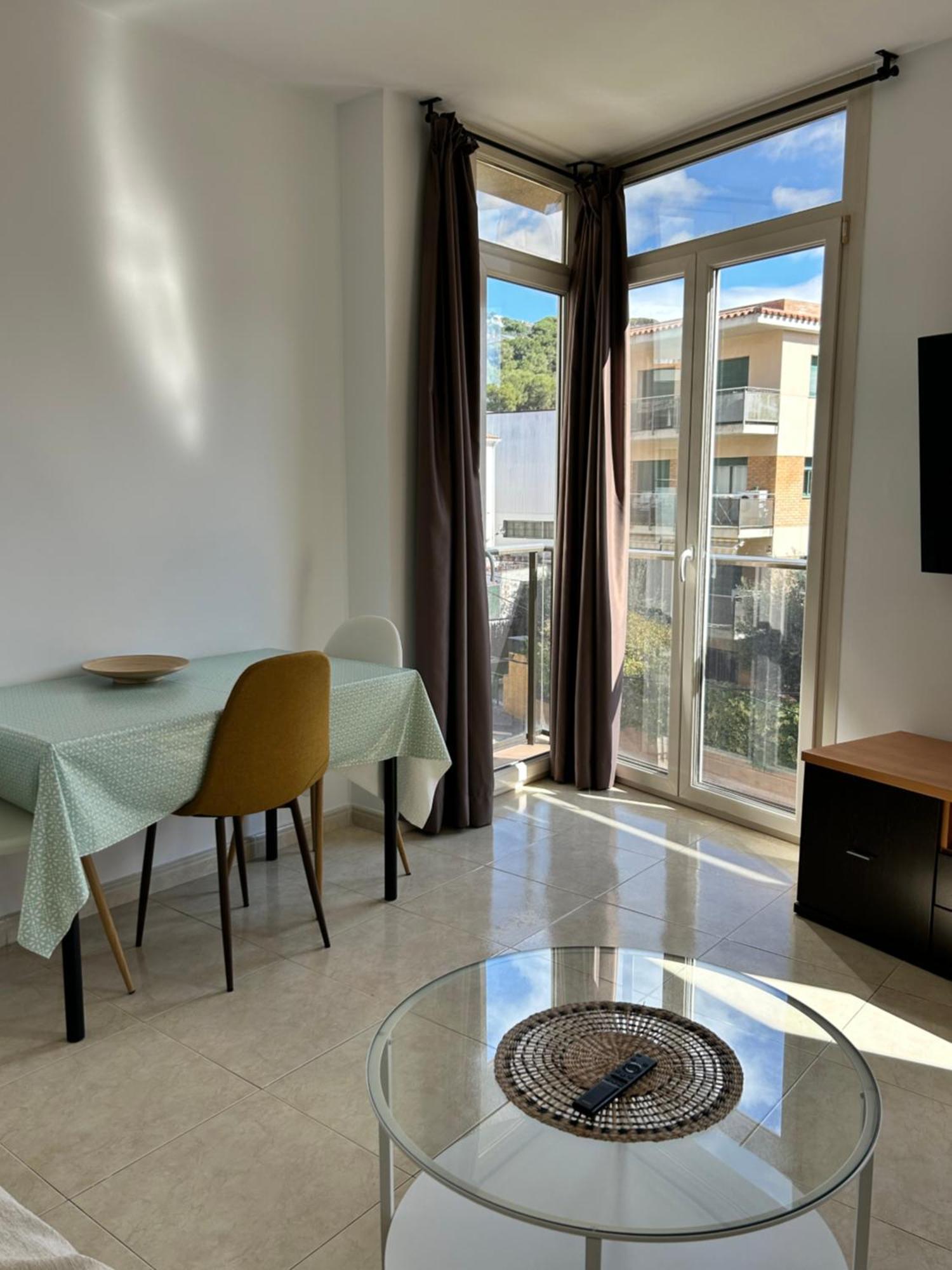 Apartaments Superiors Mtb Only Couples Lloret de Mar Ngoại thất bức ảnh
