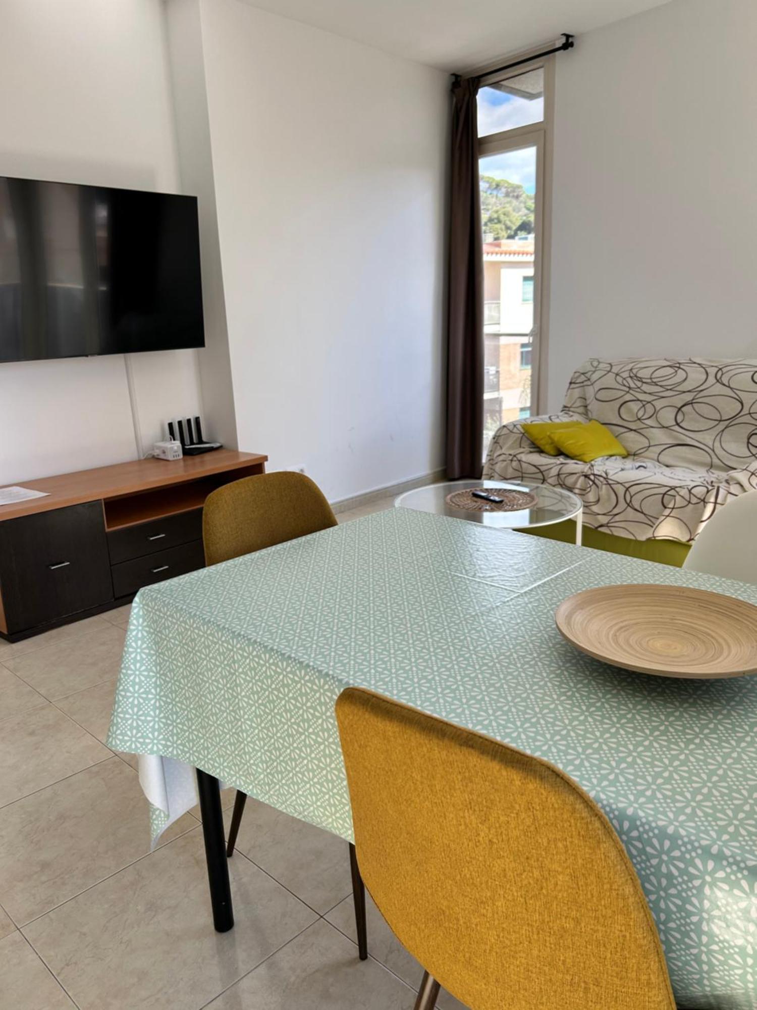 Apartaments Superiors Mtb Only Couples Lloret de Mar Ngoại thất bức ảnh